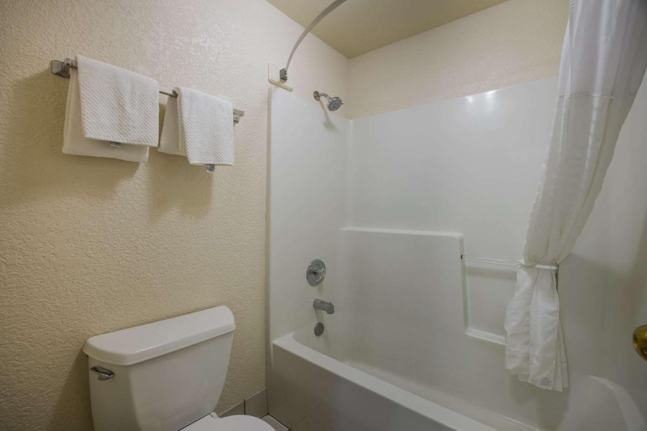 Suburban Studios Canon City Esterno foto